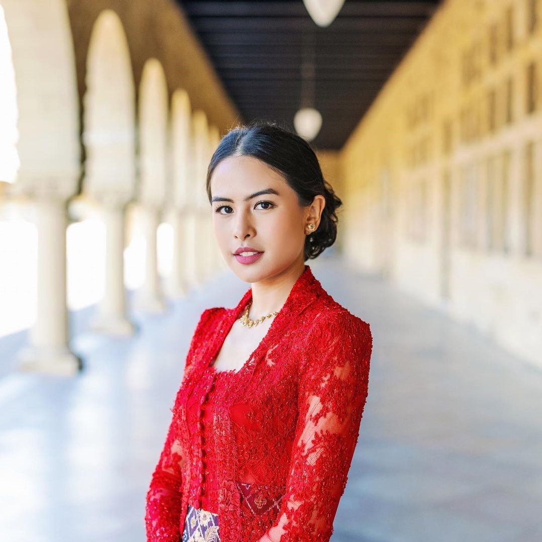 Maudy Ayunda